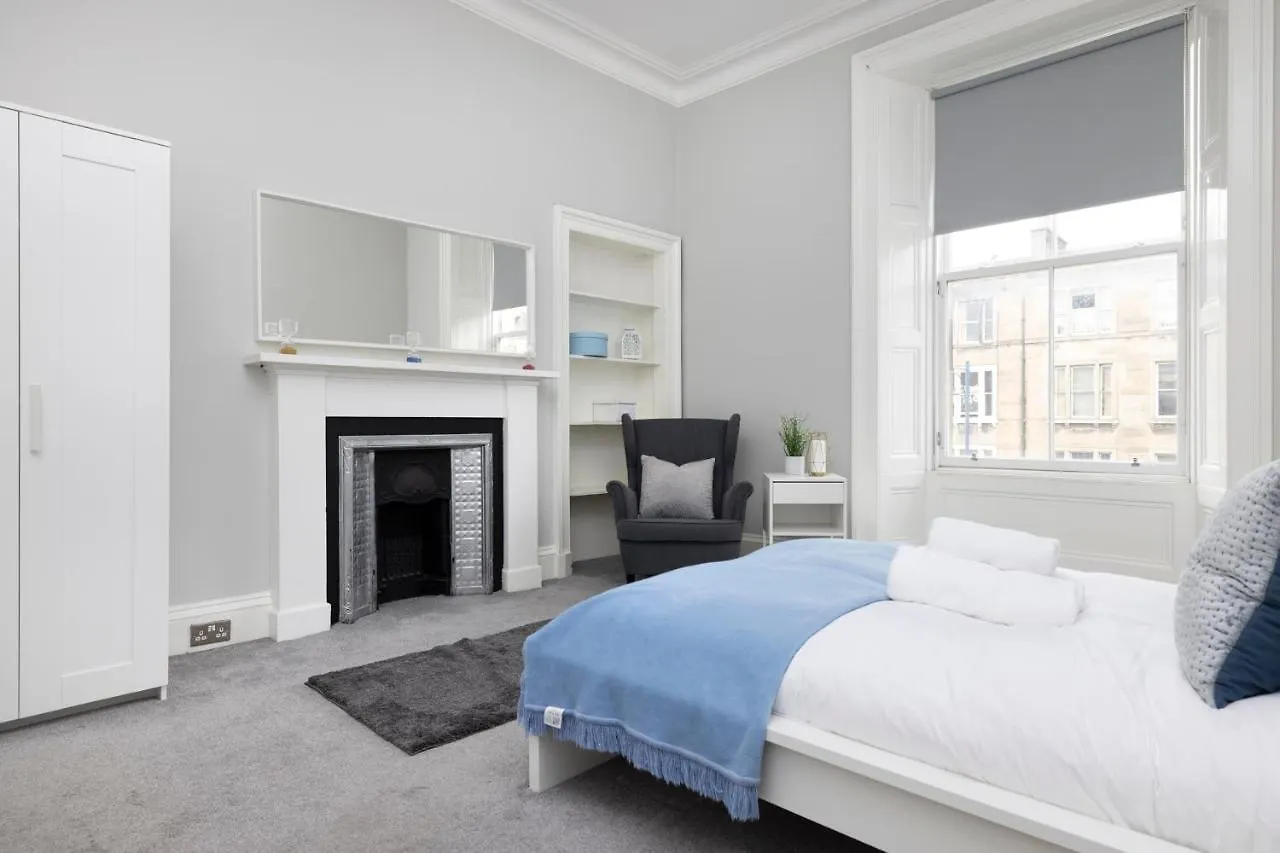 Apartmán Joivy Splendid 4-Bed Flat Near The Castle Edinburgh Velká Británie
