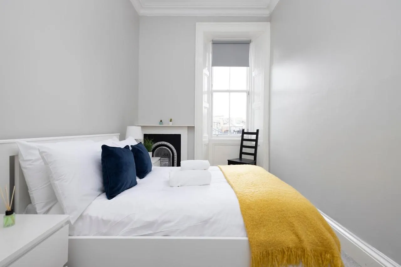 Apartmán Joivy Splendid 4-Bed Flat Near The Castle Edinburgh