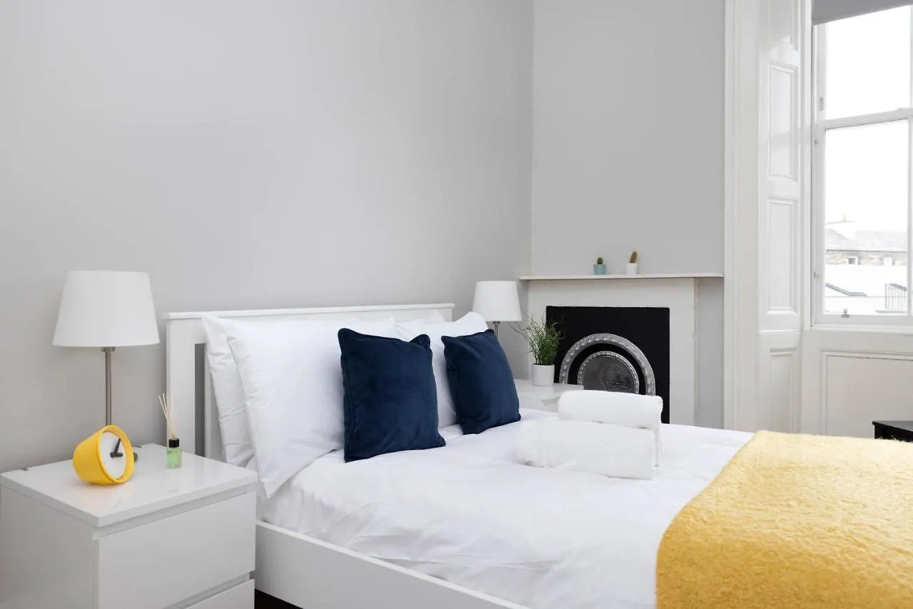 Apartmán Joivy Splendid 4-Bed Flat Near The Castle Edinburgh Velká Británie