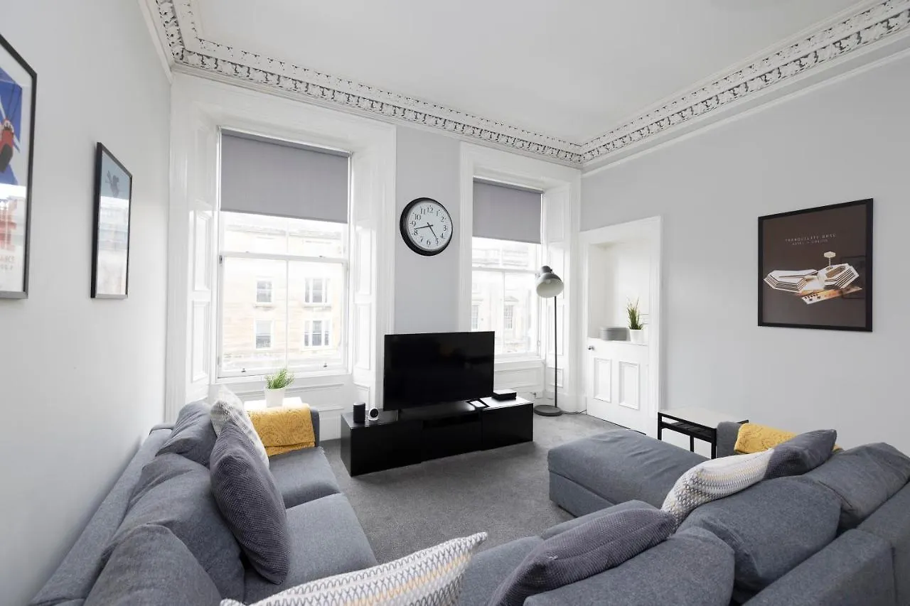 דירות אדינבורו Joivy Splendid 4-Bed Flat Near The Castle בריטניה